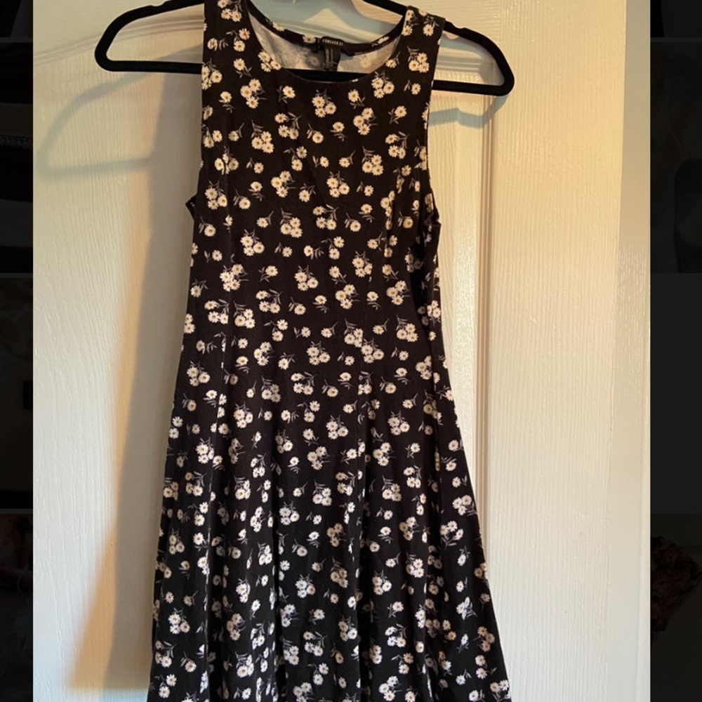 Black forever 21 dress with flower print